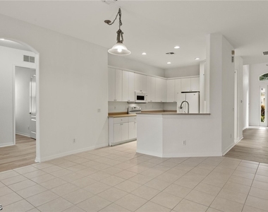 3030 Lake Butler Court - Photo Thumbnail 7