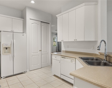 3030 Lake Butler Court - Photo Thumbnail 10