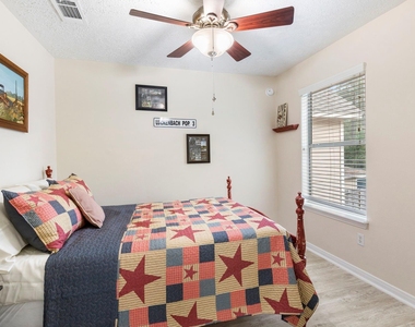 614 Foster Street - Photo Thumbnail 13