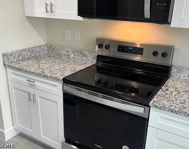 2019 Nw 17th Street - Photo Thumbnail 16