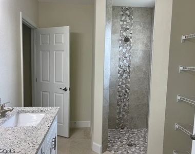 2019 Nw 17th Street - Photo Thumbnail 13