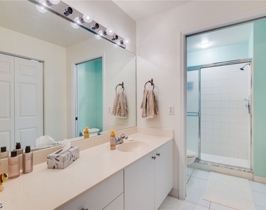 14511 Daffodil Drive - Photo Thumbnail 7