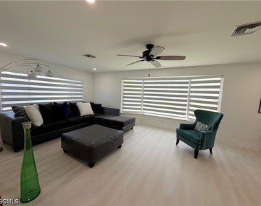 2025 Se 44th Street - Photo Thumbnail 8