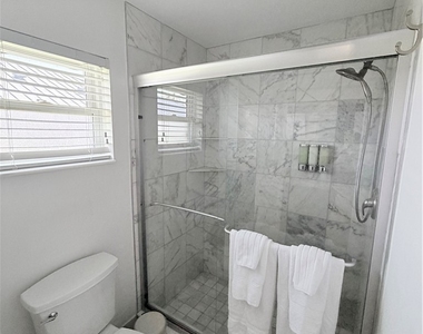 2025 Se 44th Street - Photo Thumbnail 26