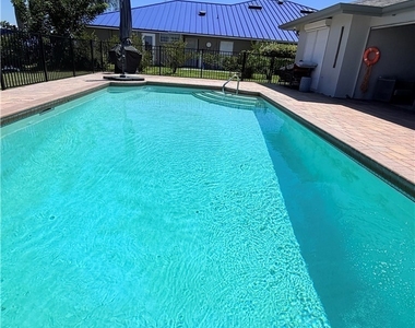 2025 Se 44th Street - Photo Thumbnail 37