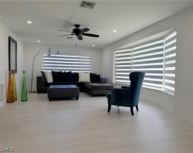 2025 Se 44th Street - Photo Thumbnail 7