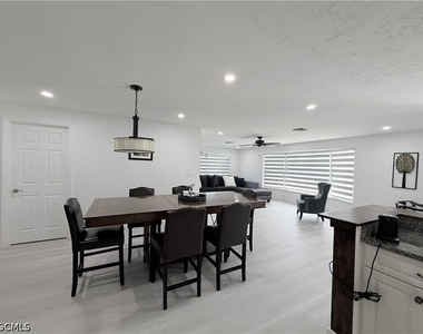2025 Se 44th Street - Photo Thumbnail 22