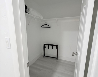 2025 Se 44th Street - Photo Thumbnail 33