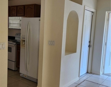 2147 Fairway Drive - Photo Thumbnail 18