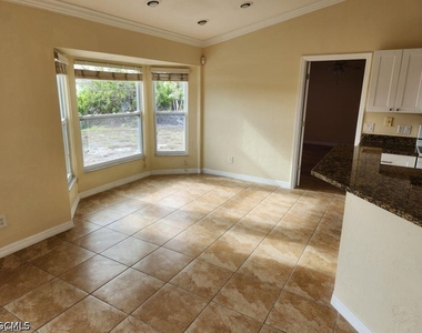 5 Nw 30th Place - Photo Thumbnail 2
