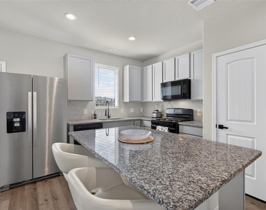 14040 Lamprey Drive - Photo Thumbnail 9