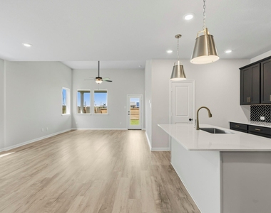 6419 Haltwhistle Lane - Photo Thumbnail 7