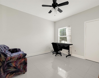 9809 Richmond Ave, Unit J-12 - Photo Thumbnail 10