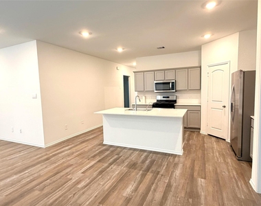 24855 Springbluff Valley Court - Photo Thumbnail 3