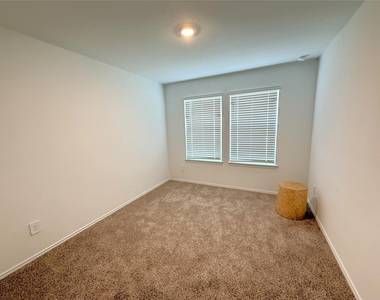 24855 Springbluff Valley Court - Photo Thumbnail 11