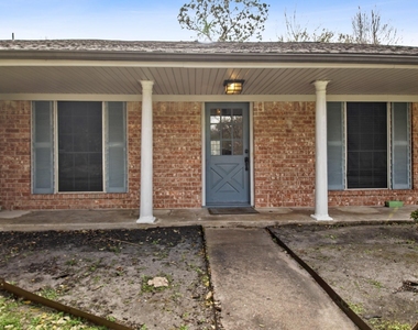 515 Fairdale Street - Photo Thumbnail 3