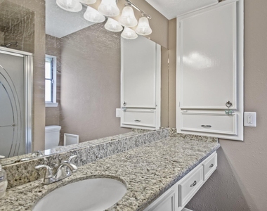 515 Fairdale Street - Photo Thumbnail 20