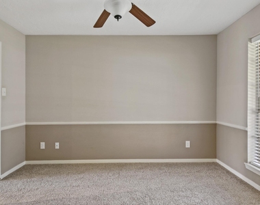515 Fairdale Street - Photo Thumbnail 5