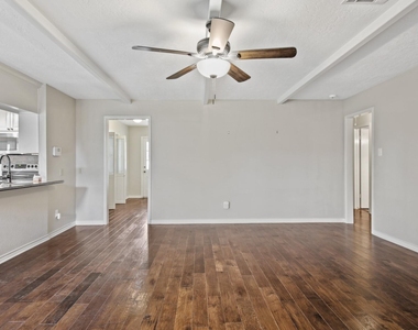 515 Fairdale Street - Photo Thumbnail 10