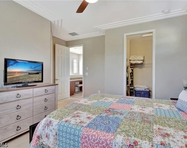 8832 Oliveria Street - Photo Thumbnail 13