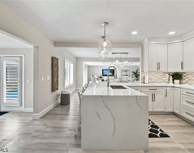 4831 Tarpon Avenue - Photo Thumbnail 13