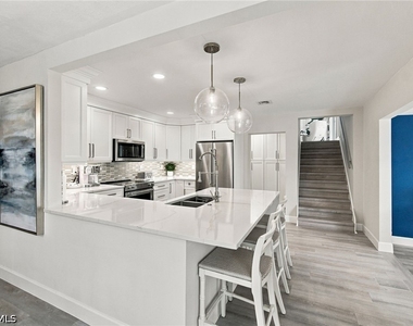 4831 Tarpon Avenue - Photo Thumbnail 9