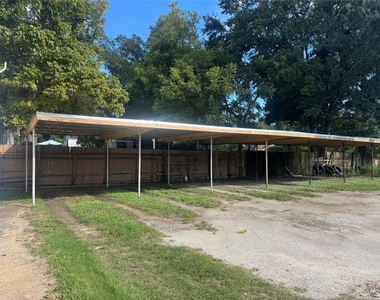 7210 Hemlock Street - Photo Thumbnail 7