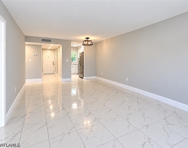 501 Forest Lakes Boulevard - Photo Thumbnail 5