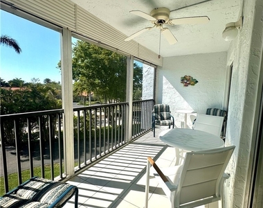 555 Park Shore Drive - Photo Thumbnail 26