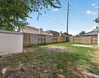 5631 Roserock Lane - Photo Thumbnail 47