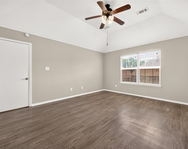 5631 Roserock Lane - Photo Thumbnail 30