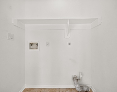 5631 Roserock Lane - Photo Thumbnail 25