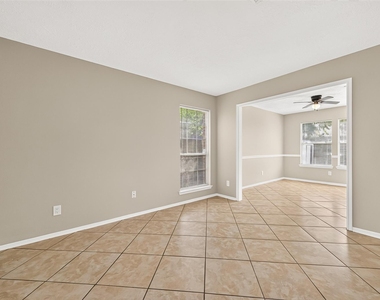 5631 Roserock Lane - Photo Thumbnail 8