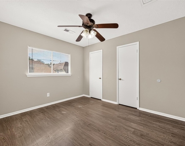 5631 Roserock Lane - Photo Thumbnail 41