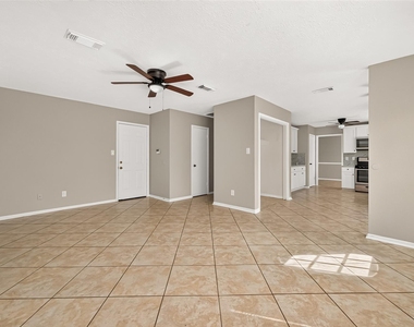 5631 Roserock Lane - Photo Thumbnail 12