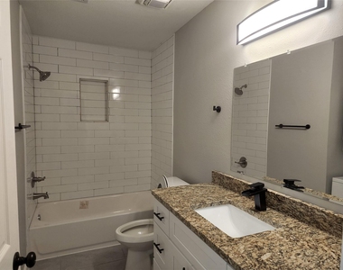 1508 Carver Avenue - Photo Thumbnail 9