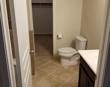 14103 Mystic Shores Lane - Photo Thumbnail 12