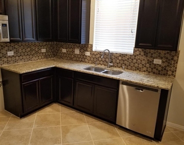 14103 Mystic Shores Lane - Photo Thumbnail 6