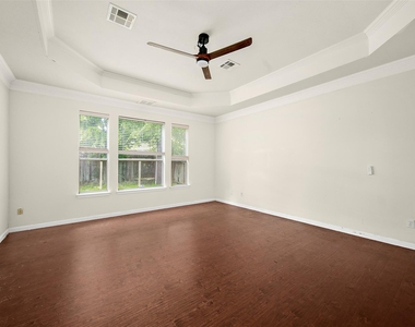 3603 Lauderwood Lane - Photo Thumbnail 14