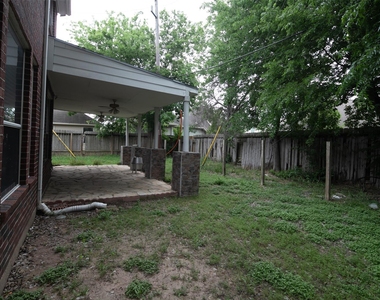 3603 Lauderwood Lane - Photo Thumbnail 23
