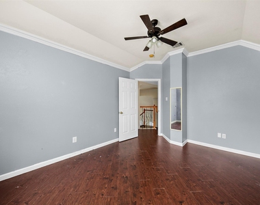 3603 Lauderwood Lane - Photo Thumbnail 11