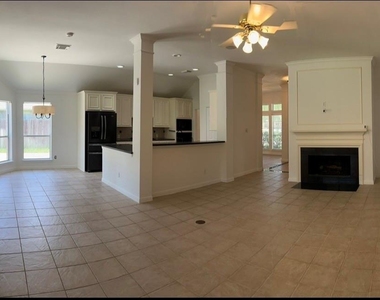 7506 Opal Hill Lane - Photo Thumbnail 11