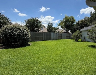 7506 Opal Hill Lane - Photo Thumbnail 26