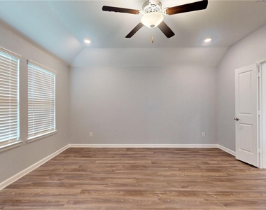 6202 Glenwick Park Road - Photo Thumbnail 13