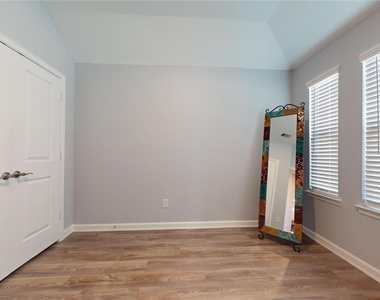6202 Glenwick Park Road - Photo Thumbnail 18
