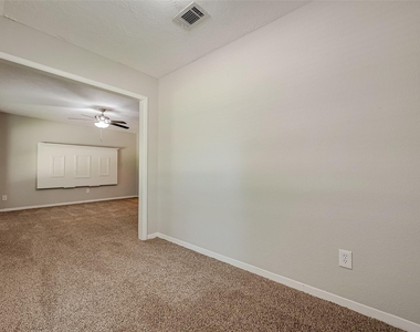 4311 Stacy Street - Photo Thumbnail 31