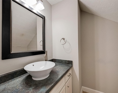 4311 Stacy Street - Photo Thumbnail 8