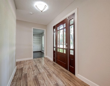 4311 Stacy Street - Photo Thumbnail 3