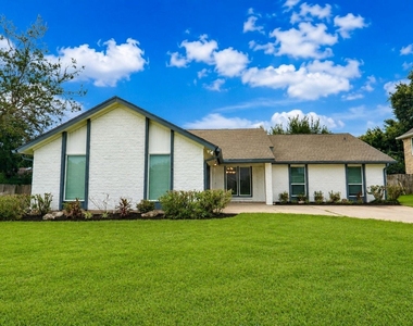 2903 Pepperwood - Photo Thumbnail 1