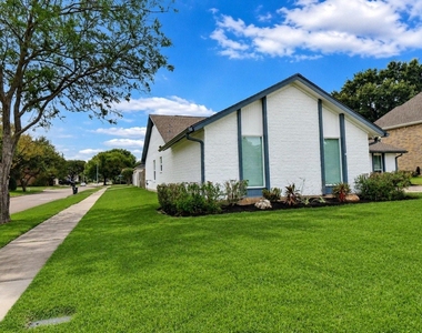 2903 Pepperwood - Photo Thumbnail 2